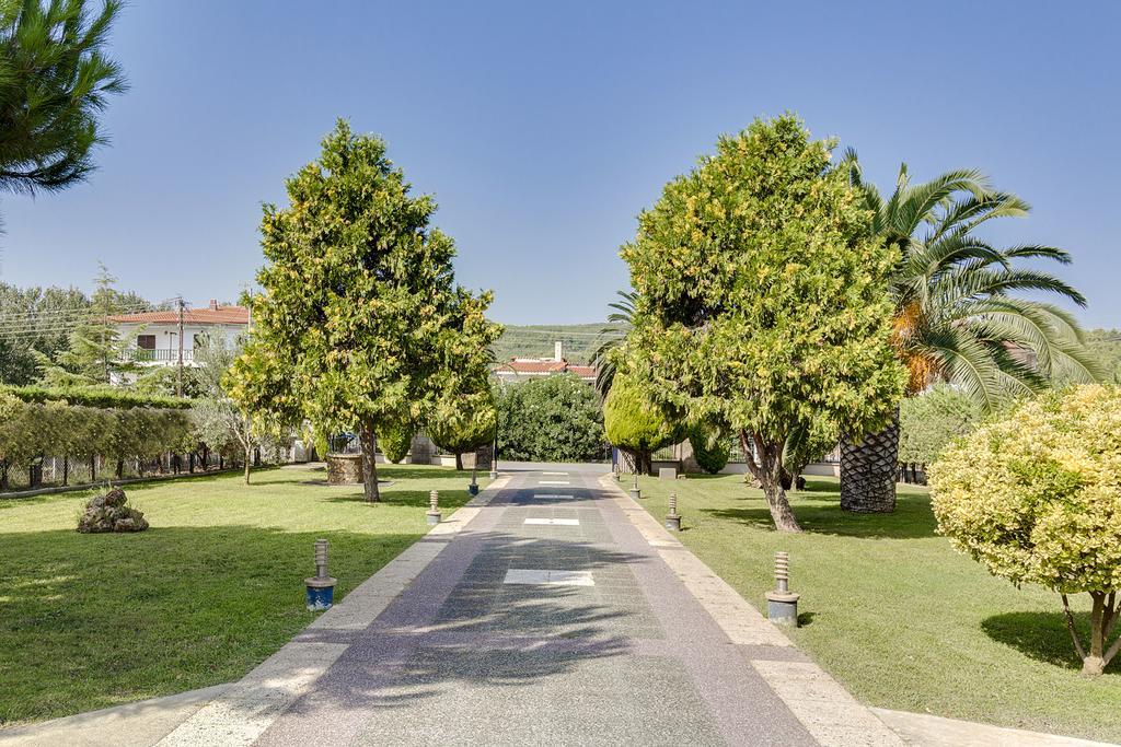 Villa Nefeli Akti Salonikiou B Agios Nikolaos  Buitenkant foto